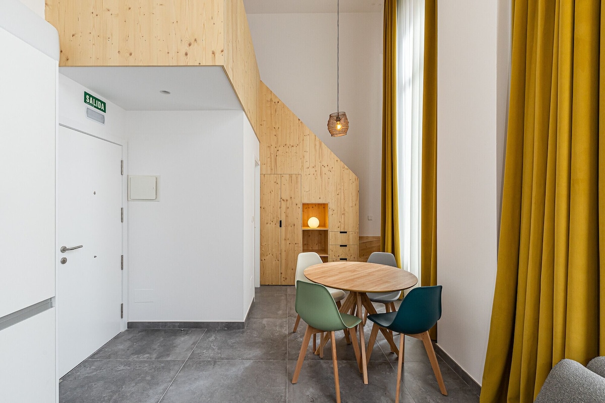 Waou Modern Loft I Centre 3