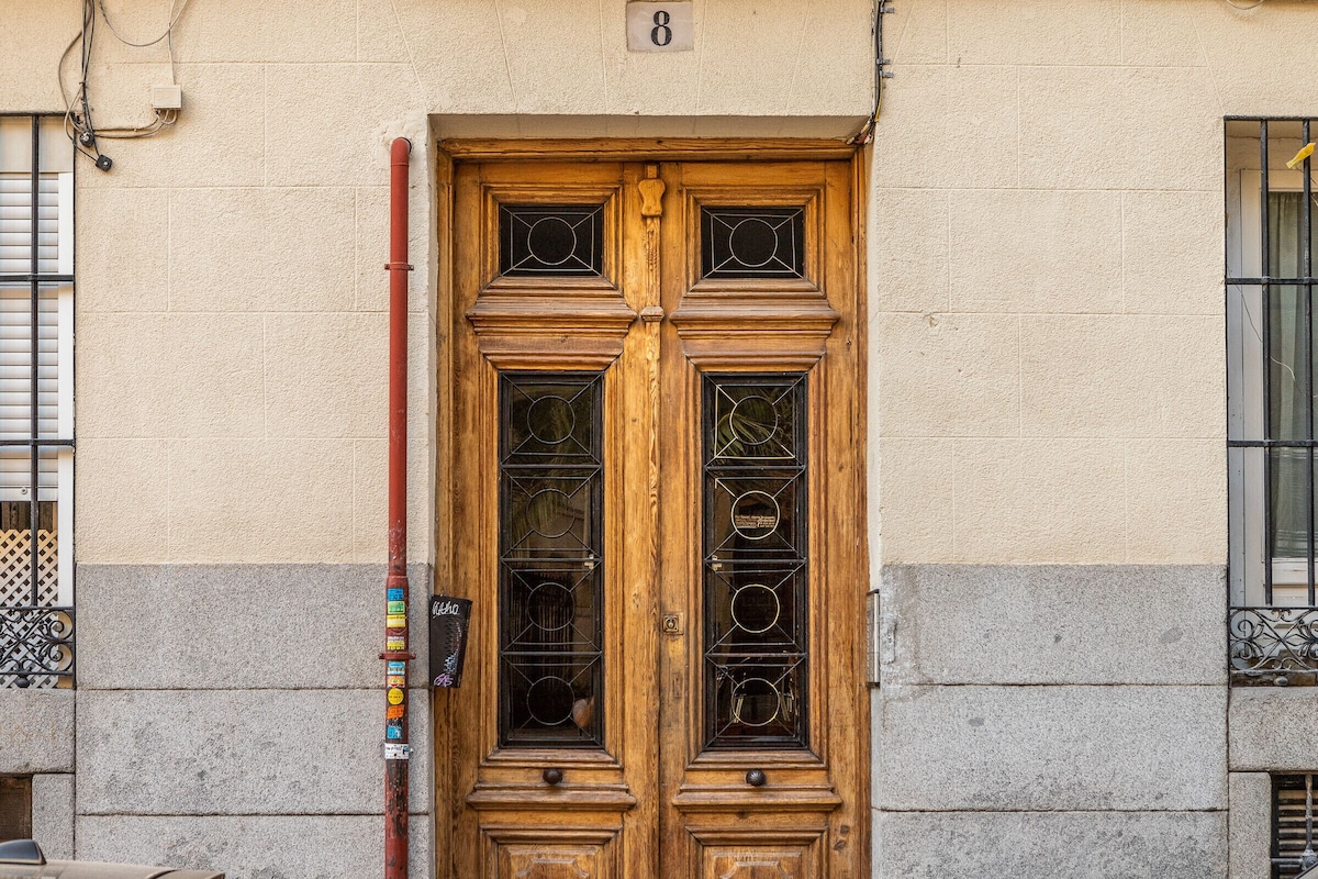 Waou Los Austrias II 3