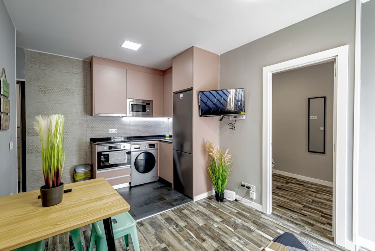 Precioso cerca Santiago Bernabéu - Apartamento ALVARADO